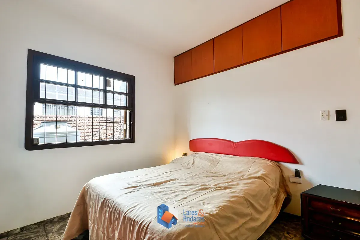 Imagem Sobrado para venda em Campo Belo com 3 quartos, sendo 1 suíte, 185m²