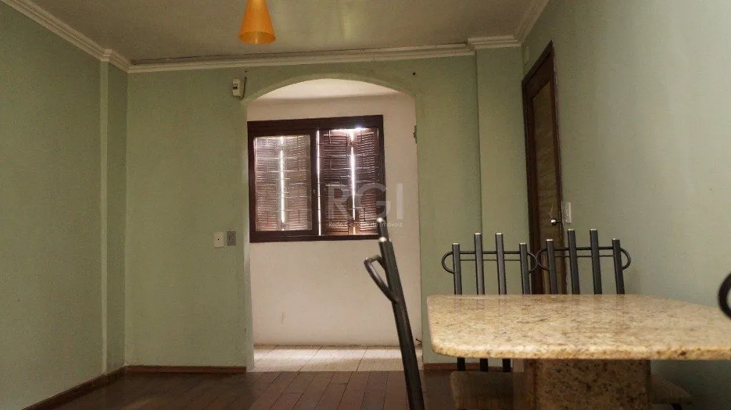 Imagem Casa para Venda - 162m², 3 dormitórios, sendo 1 suites, 3 vagas - Agronomia