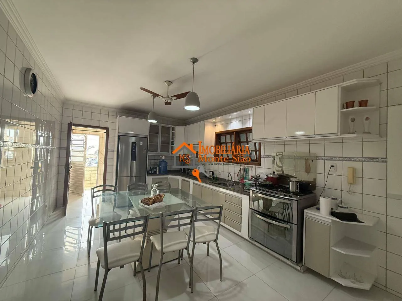 Imagem Sobrado com 3 dormitórios à venda, 220 m² por R$ 630.000,00 - Jardim Angélica - Guarulhos/SP