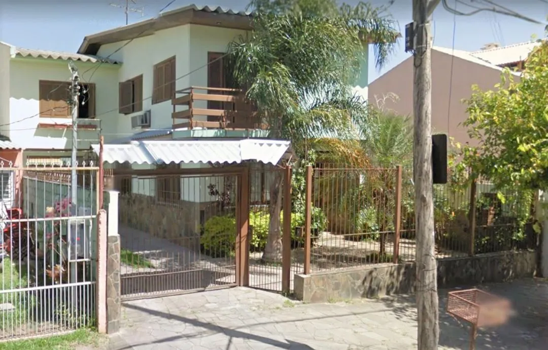 Imagem Casa para Venda - 95m², 4 dormitórios, sendo 2 suites, 4 vagas - Ipanema