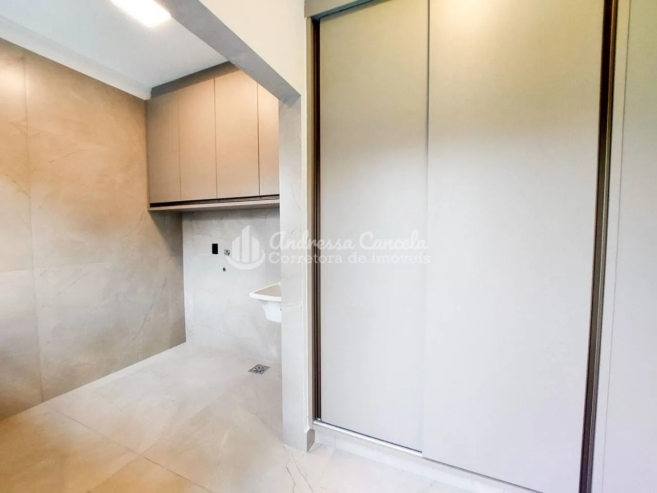 Imagem Quinta do Lago 1 - Casa com 3 suítes à venda, 230 m² por R$ 1.790.000 - Quinta do Lago I - Blue Lagoon - São José do Rio Preto/SP
