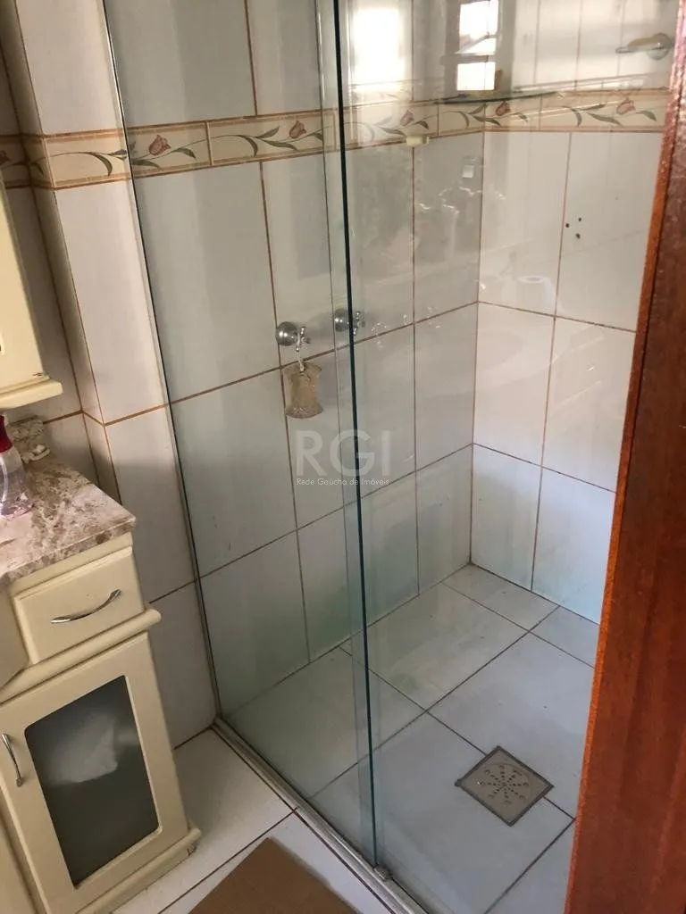 Imagem Casa para Venda - 225.91m², 4 dormitórios, sendo 2 suites, 1 vaga - Nonoai
