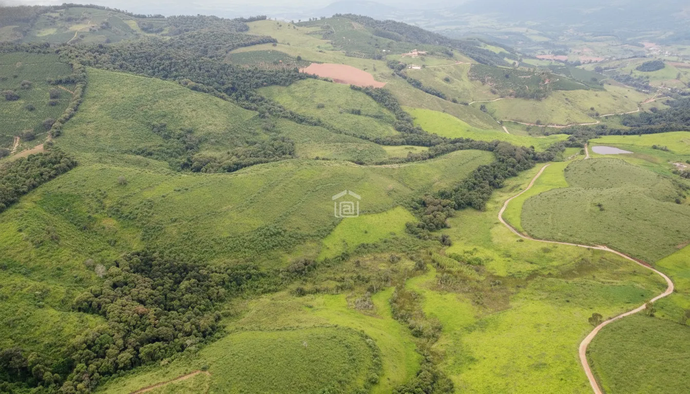 Imagem Fazenda 0,03 ha à venda em Zona Rural, Poços de Caldas