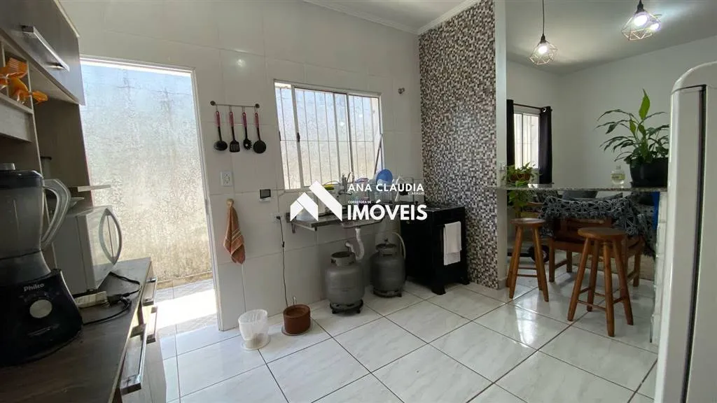 Imagem Casa a venda em Mongaguá ótima localização
