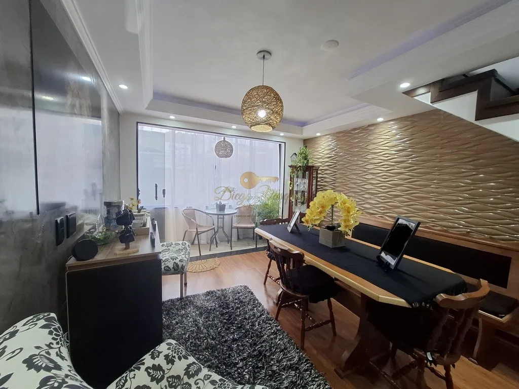 Imagem Casa para Venda em Teresópolis / RJ no bairro Vale do Paraíso