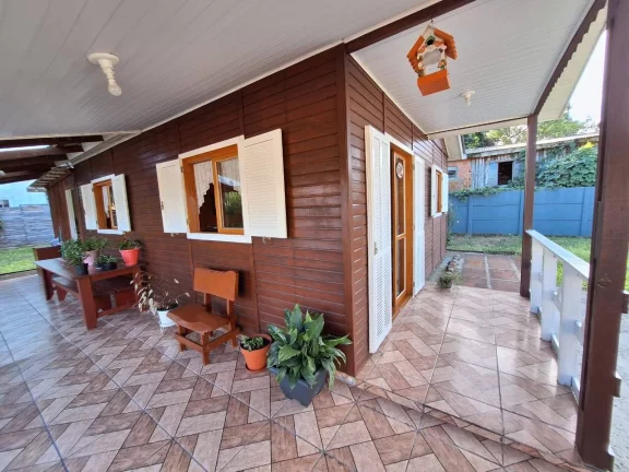 Imagem Lindo Chalé em Condomínio Fechado, Terreno com 457m², Morro Grande, Viamão.
