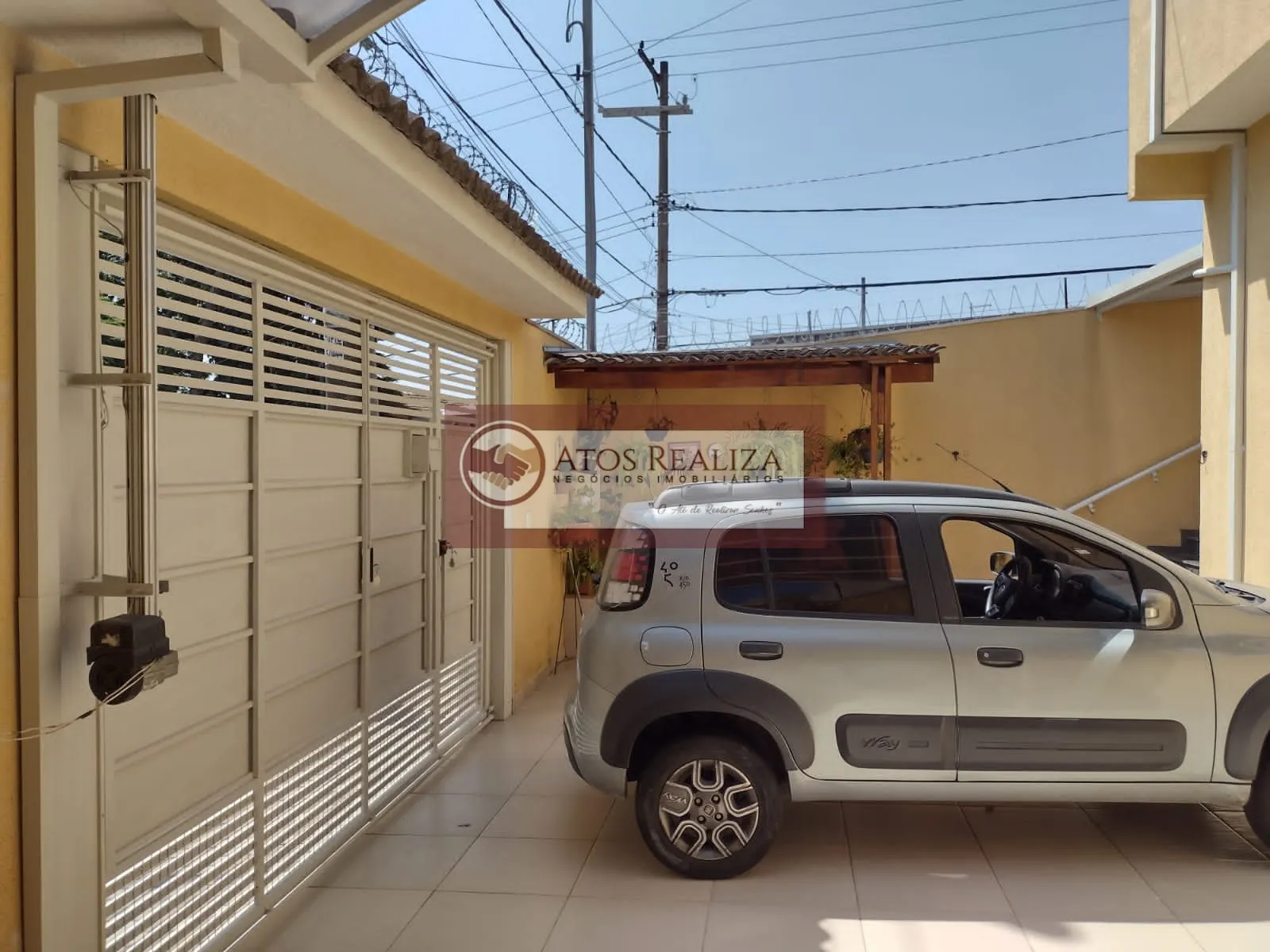 Imagem Sobrado em Jardim Ernestina Campo Grande, São Paulo - 3 quartos, 1 suíte, 3 banheiros por R$ 690.000 para venda