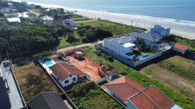 Imagem TERRENO QUADRA MAR, 384M², MARILUZ