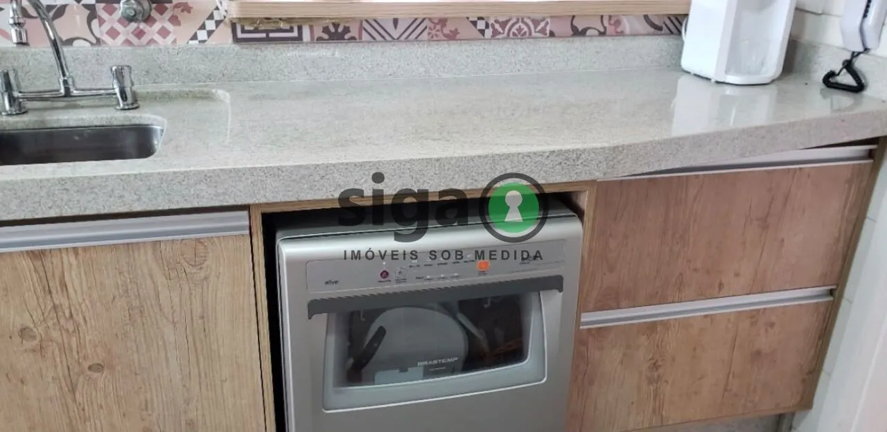Imagem VENDE Apartamento na Vila Suzana (Região do MORUMBI) com 2 quartos, uma suíte e 2 vagas
