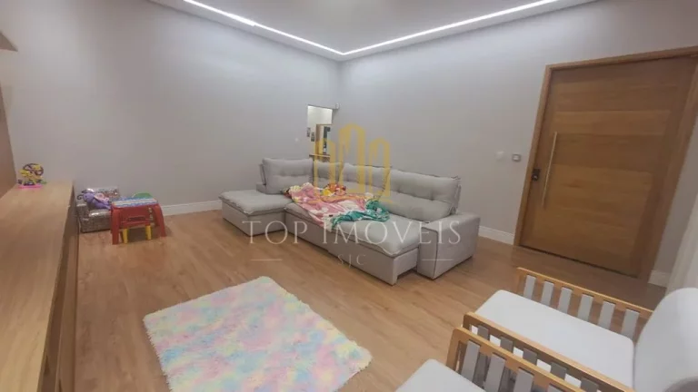 Imagem Fantastica casa três domiórios duas suítes piscina espaço gormet no Vista verde