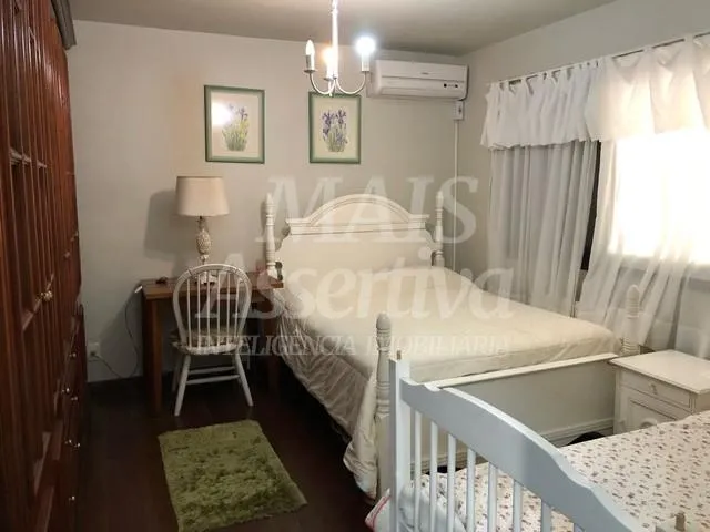 Imagem CASA PARA VENDA EM CANELA COM AMPLO TERRENO DE 1889 M²