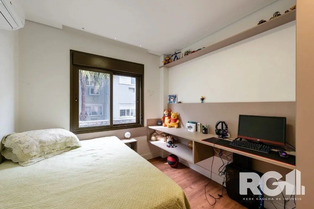 Imagem Apartamento de 3 dormitórios com suíte e churrasqueira, lavabo e 2 vagas de garagem.
