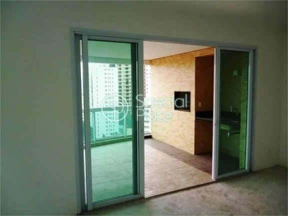 Imagem Apartamento com 193m2 de área privativa, 4 dormitórios, sendo 3 suítes, living para 3 ambientes, ...