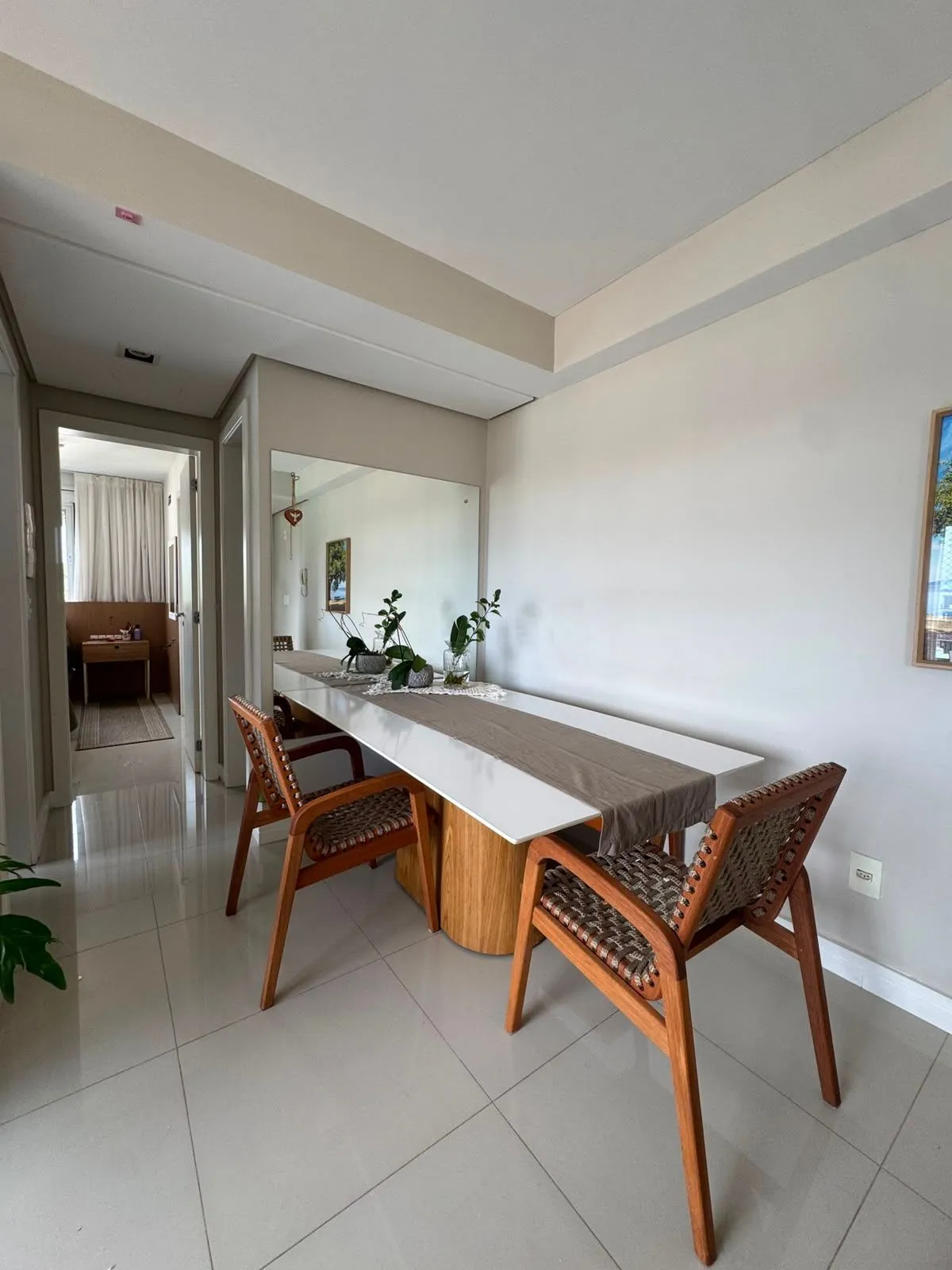Imagem Apartamento 2 dormitórios com vaga no Menino Deus