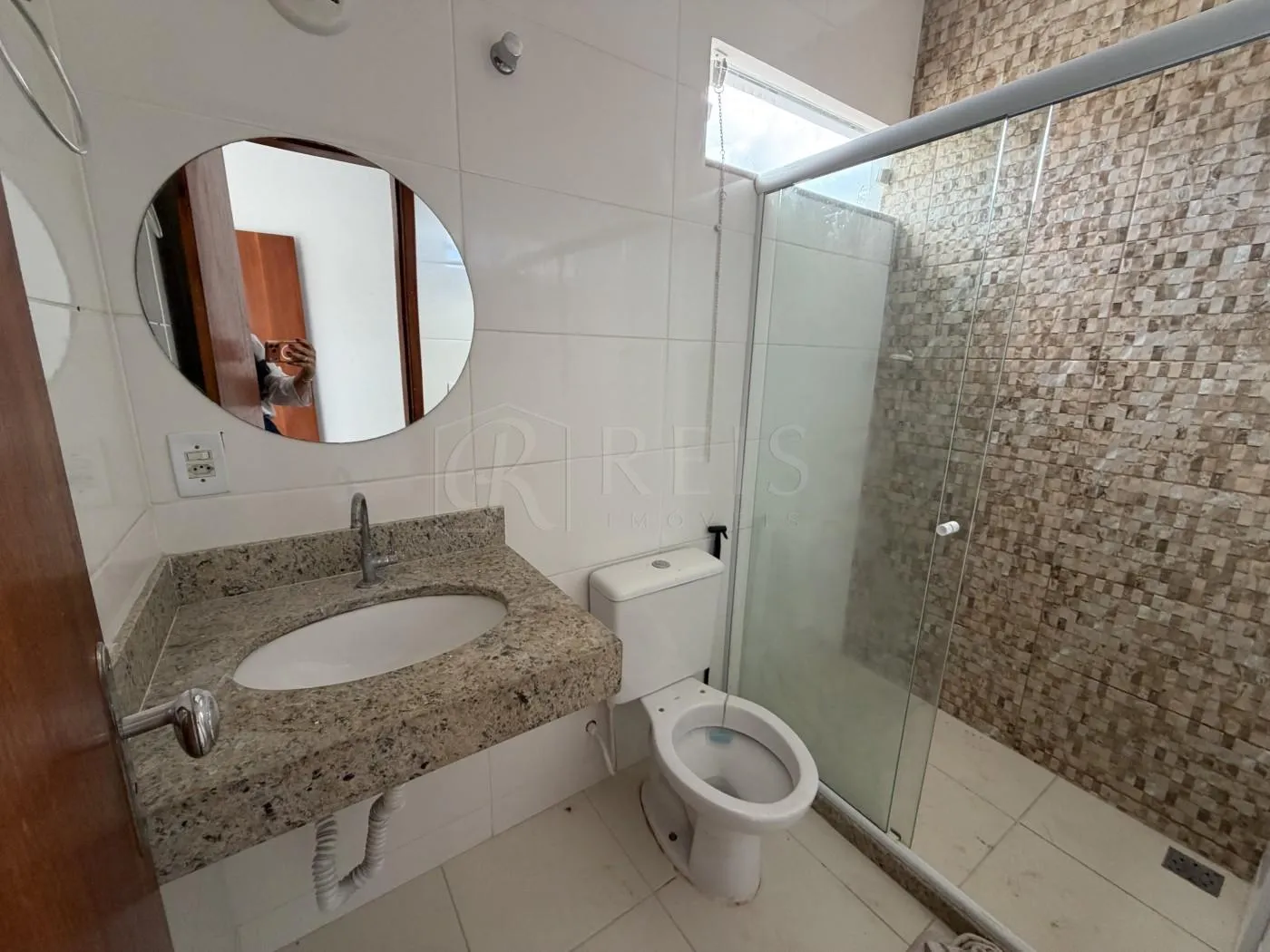 Imagem Casa para Venda em Rio das Ostras, Chácara Mariléa, 2 dormitórios, 2 suítes, 3 banheiros, 1 vaga