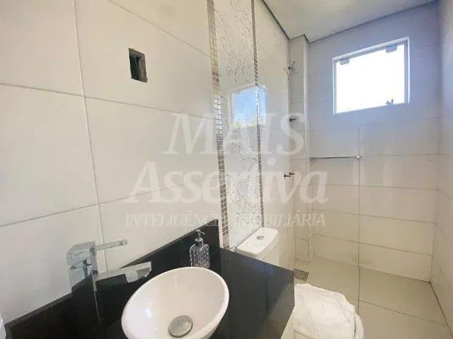 Imagem Ótima casa de alto padrão no bairro Centenário em Sapiranga/RS - 3 dormitórios