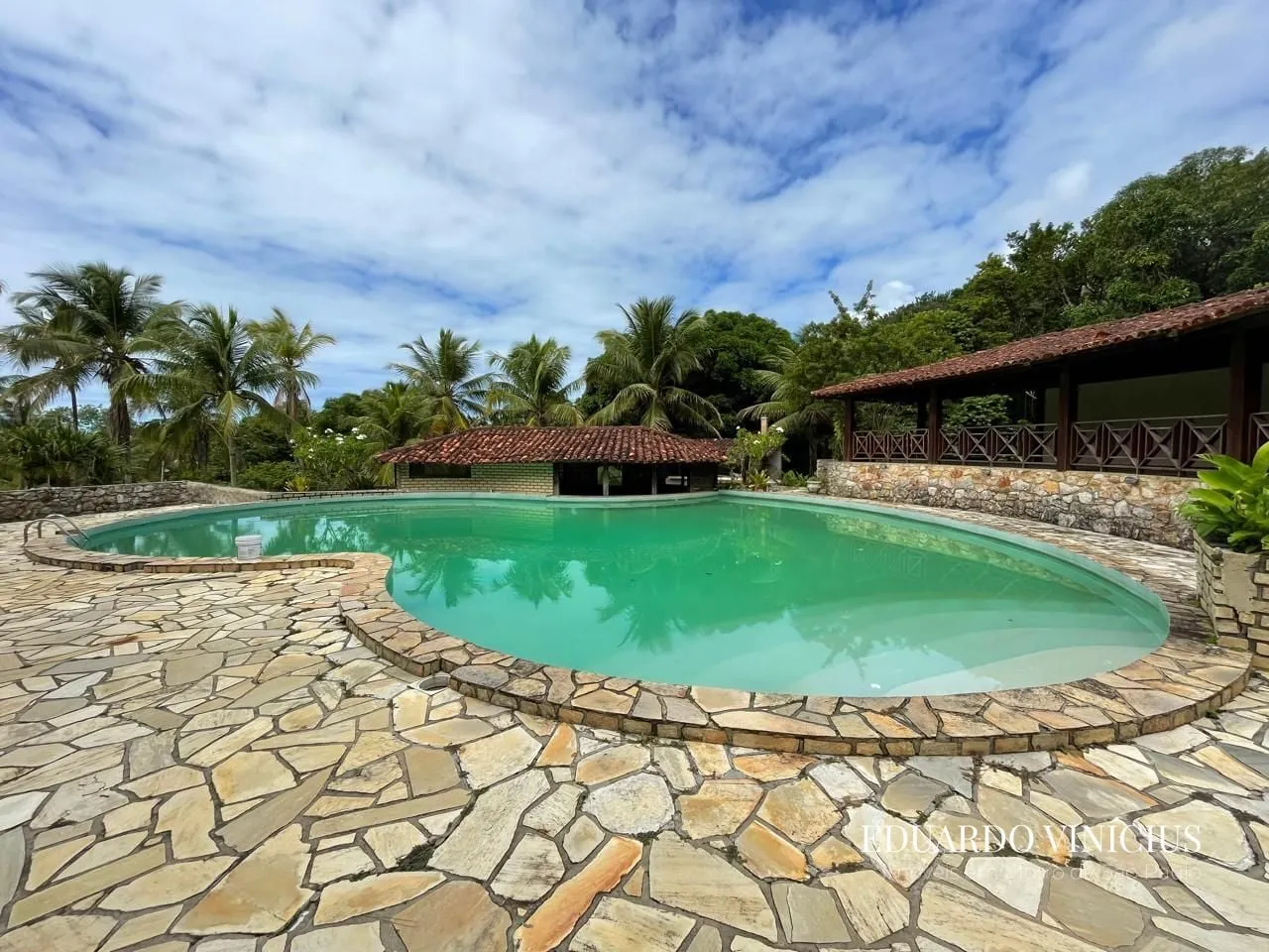 Imagem Condomínio Completo com Piscina à Venda em Morro de São Paulo