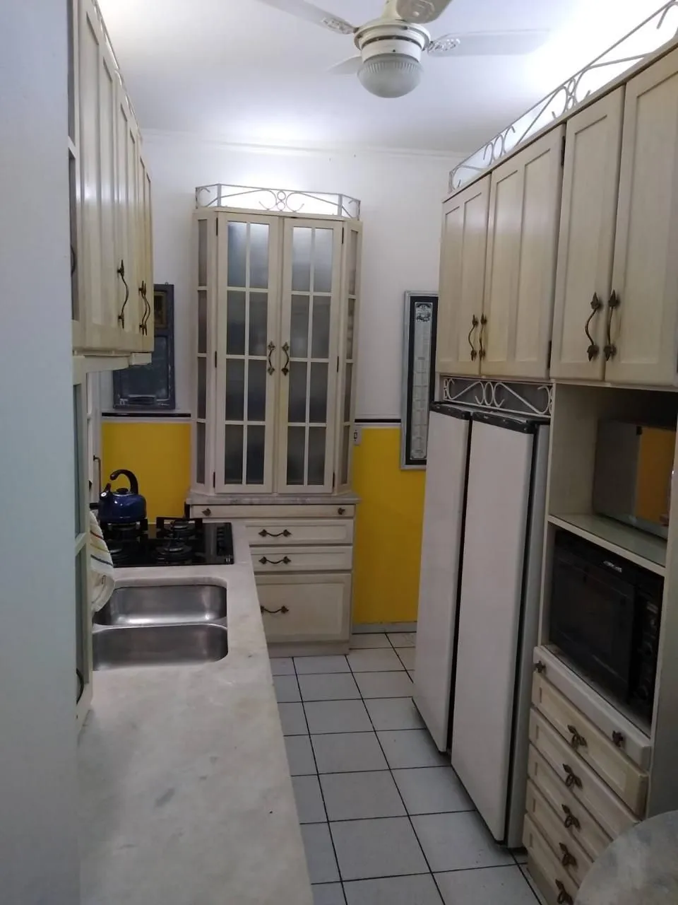 Imagem Vende-se apartamento com 3 quartos(1 suíte), 114m² e 1 vaga - Moinhos de Vento