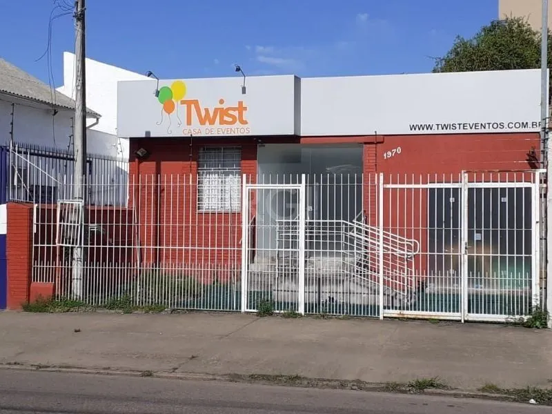 Imagem Casa Comercial para Aluguel no Bairro São João - Porto Alegre- 150m²,