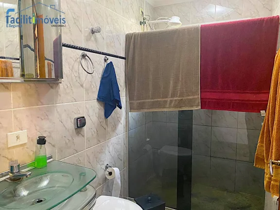 Imagem Excelente Sobrado com 4 quartos, 3 banheiros e 2 vagas cobertas
