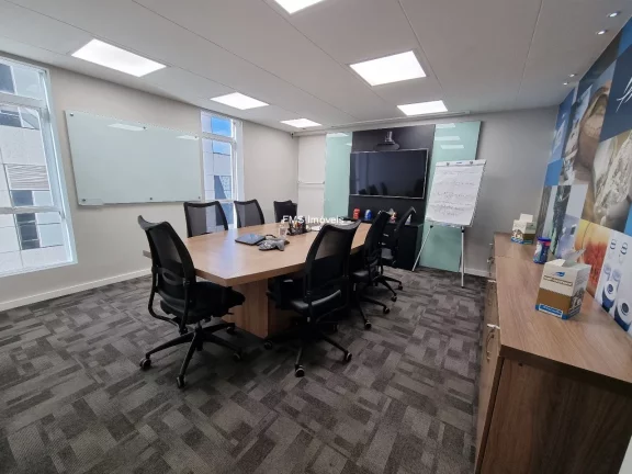 Imagem Conjunto comercial com 250m2 na Av. Paulista.