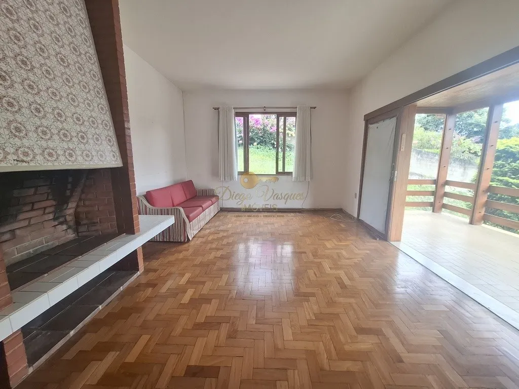 Imagem Casa para Venda em Teresópolis / RJ no bairro Golfe