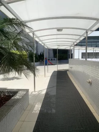Imagem A 5ª Avenida Imóveis selecionou esse lindo 1/4 varandão incorporado, andar baixo no Barra Exclusive, ao lado da Associação Atletica R$ 550.000,00