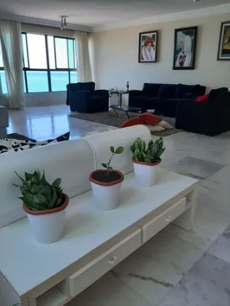 Imagem Apartamento com 3 Quartos para Alugar, 215 m² em Boa Viagem - Recife