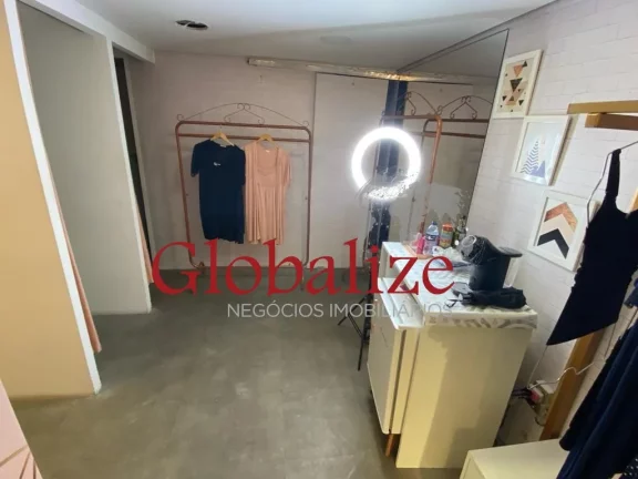 Imagem ALUGO LOJA SHOPPING PARQUE BALNEÁRIO - 52M², NA QUADRA DA PRAIA EM SANTOS, PACOTE R$ 12.000,00