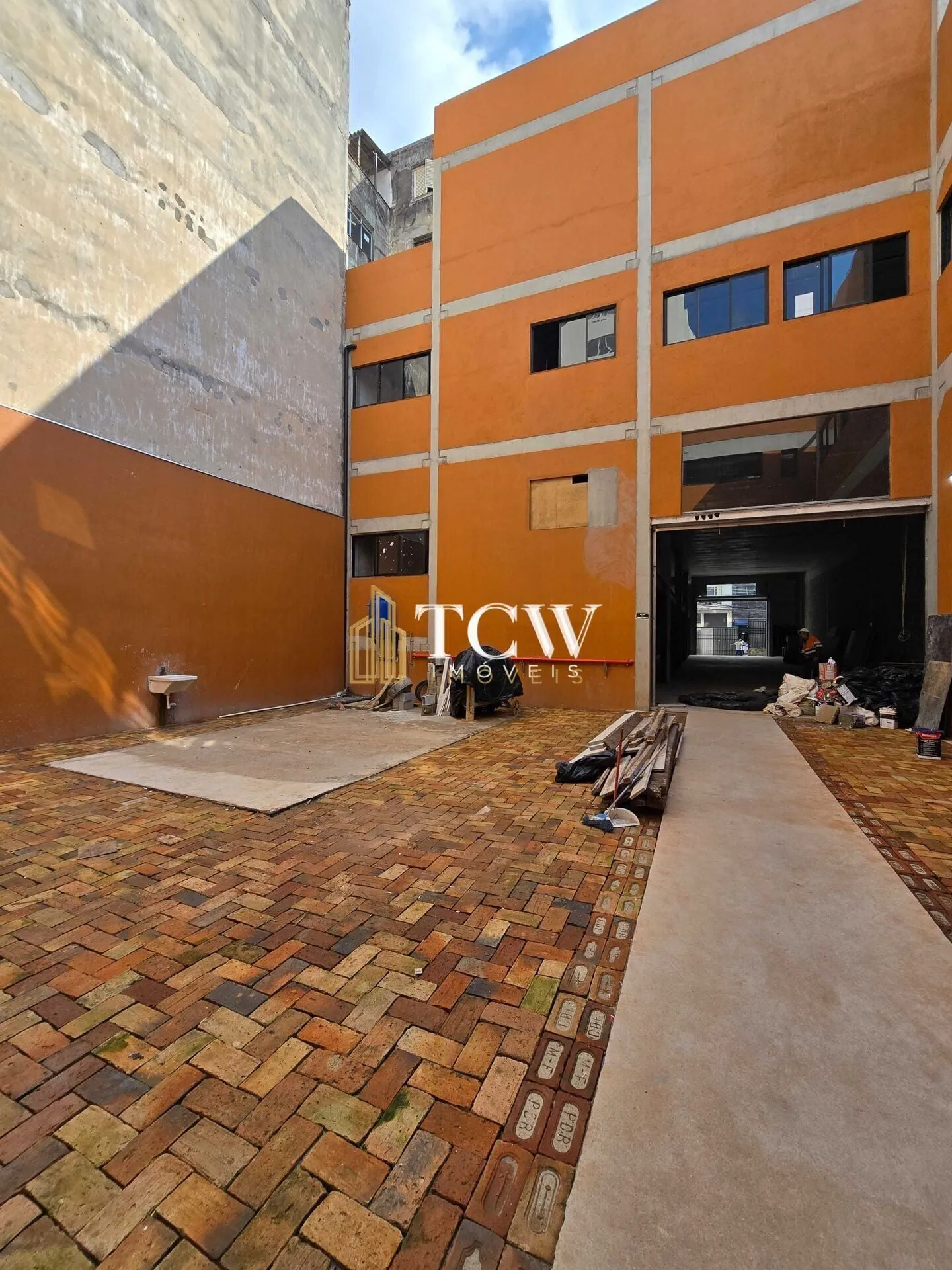 Foto do imóvel: Galpão Comercial para Locação no Bom Retiro | 2.106 m² Totais | 1.603 m² Cobertos | São Paulo/SP em Bom Retiro