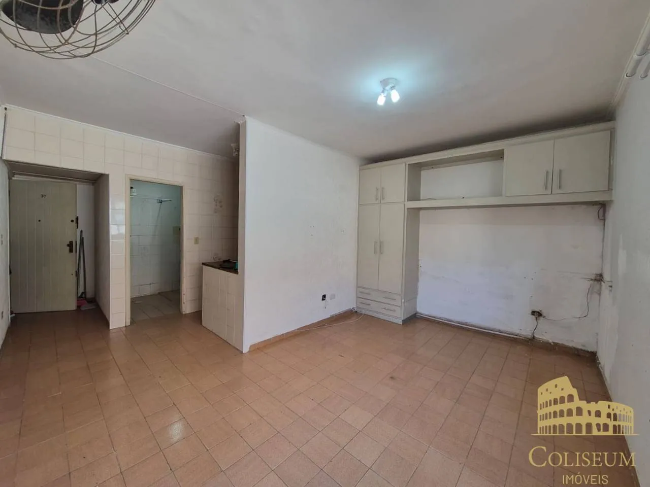 Imagem Kitnet com 1 dormitório à venda, 28 m² por R$ 185.000,00 - Aviação - Praia Grande/SP