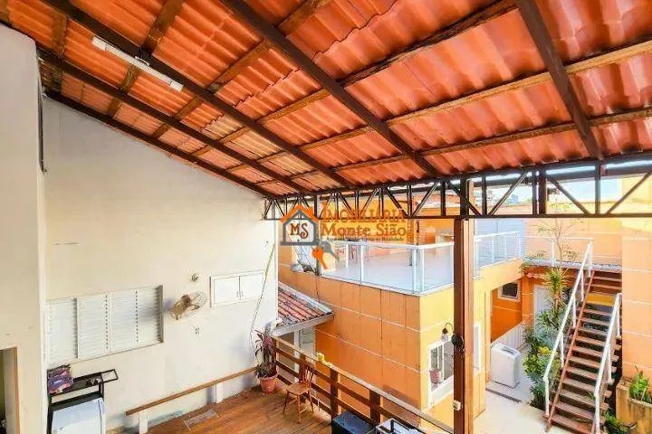 Imagem Sobrado com 6 dormitórios à venda, 250 m² por R$ 906.000 - Jardim Santa Cecília - Guarulhos/SP