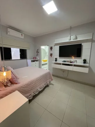 Imagem Casa à venda no bairro Centro - Goianésia/GO