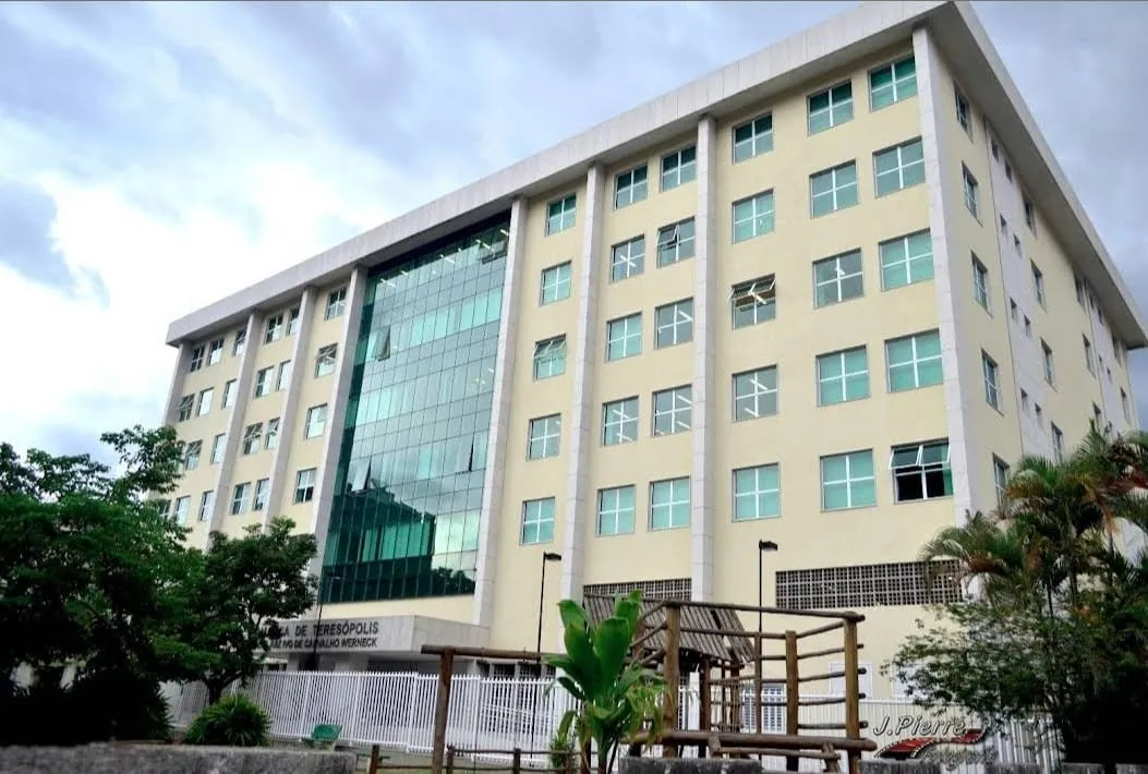 Imagem Apartamento para Venda em Teresópolis / RJ no bairro Agriões