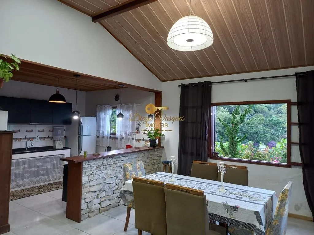 Imagem Casa para Venda em Teresópolis / RJ no bairro Jardim Salaco