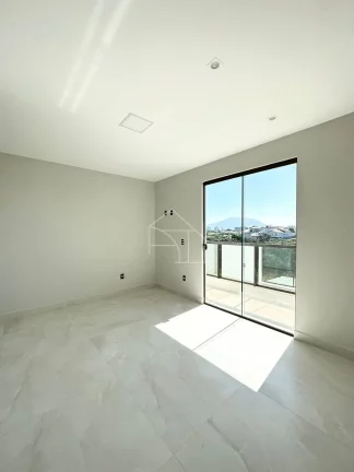 Imagem Casa Triplex em Morada de Laranjeiras