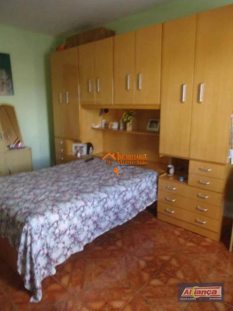 Imagem Sobrado com 3 dormitórios à venda, 191 m² por R$ 530.000,00 - Jardim Presidente Dutra - Guarulhos/SP