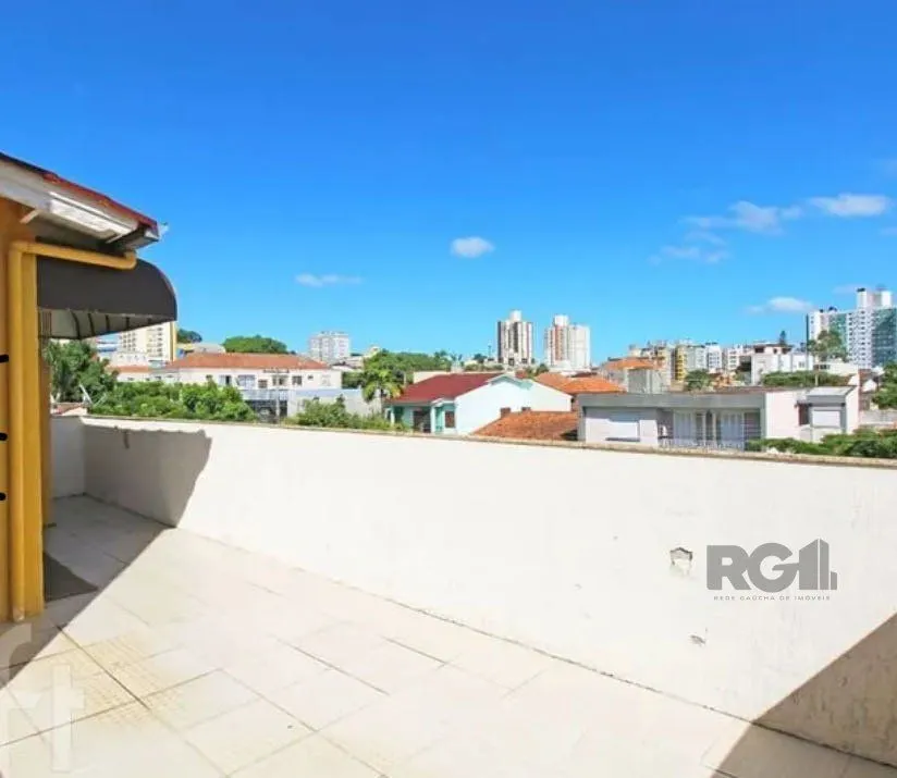 Imagem Casa sobrado no Partenon de 5 dormitórios