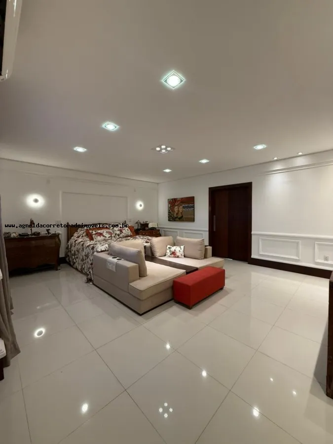 Imagem Casa em Condomínio para Venda em Natal, Candelária, 4 dormitórios, 4 suítes, 5 banheiros, 5 vagas