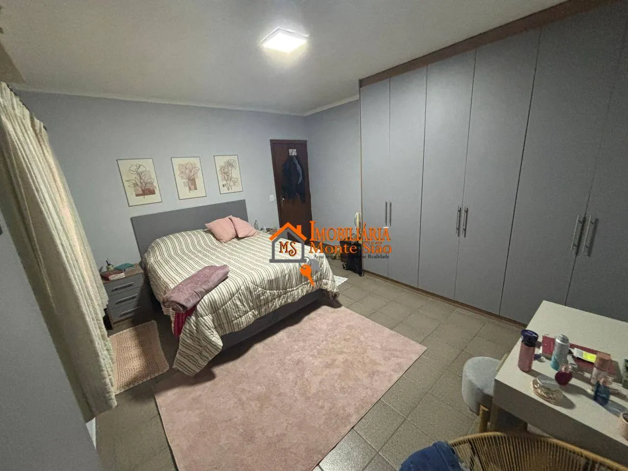 Imagem Sobrado com 4 dormitórios à venda, 100 m² por R$ 730.000,00 - Bela Vista - Guarulhos/SP