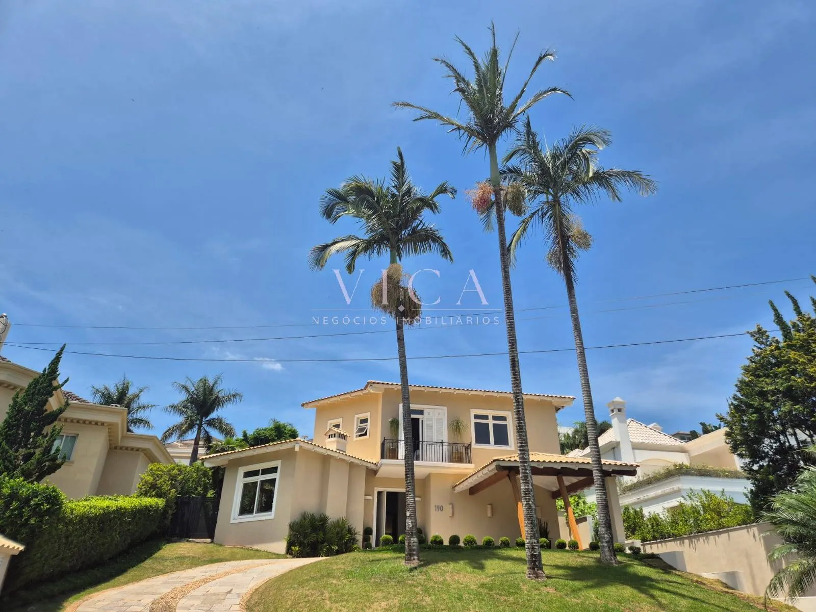 Imagem Tamboré 02| Casa de Alto Padrão | 4 Suítes | Automatizada| R$ 45.000,00 mês