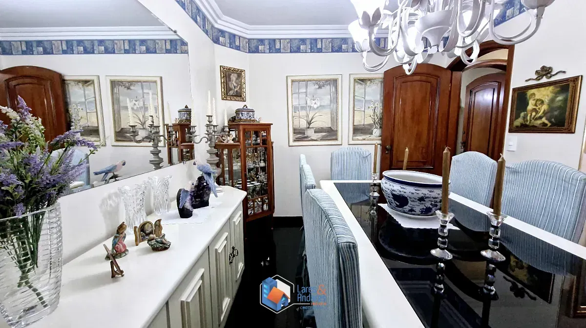 Foto do imóvel Apartamento para venda em Campo Belo com 4 quartos, sendo 3 suítes, 240m² em Rua Pascal