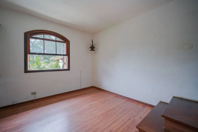 Imagem Casa com 6 dormitórios à venda, 490 m² por R$ 1.060.000,00 - Centro (Cotia) - Cotia/SP