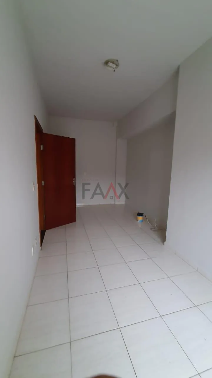 Imagem Apartamento com 2 dormitórios à venda, TRIANON, GUARAPUAVA - PR