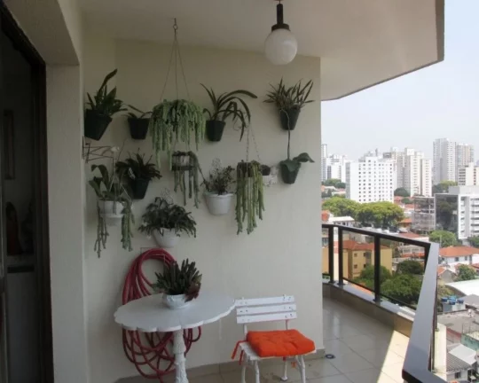 Imagem Apartamento excelente, com terraço, lavabo, 4 dormitórios sendo 1 suíte, piso em tacos e tudo bem...