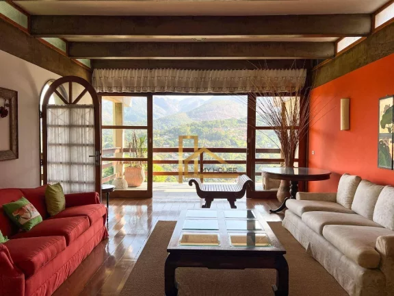 Imagem Casa com 4 suítes, vista livre para as montanhas e lazer completo - A 12 minutos do centro de Teresópolis