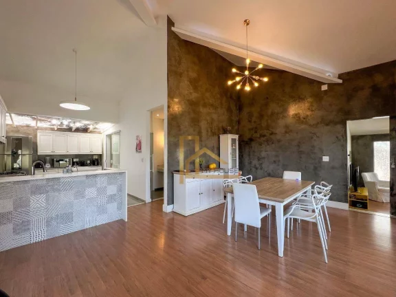 Imagem Casa Linear com 3 quartos com terreno plano e lazer privativo.
