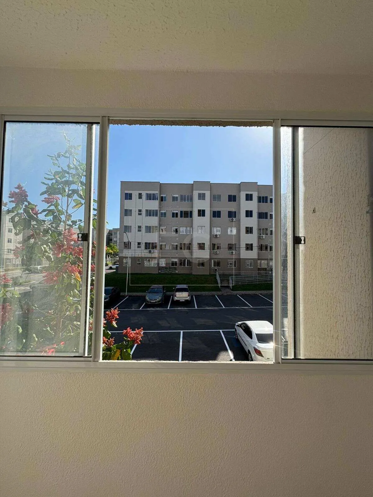 Imagem Apartamento à venda - 2 quartos - Residencial Ipês - Rua Olinda Ellis - Campo Grande-RJ