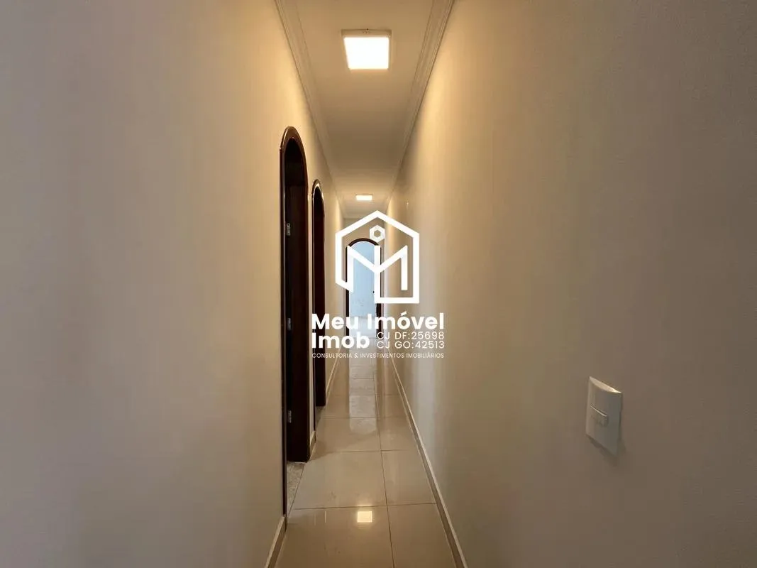 Imagem Casa 4 Quartos 2 Suítes 4 Vagas 300m² Taguatinga/DF