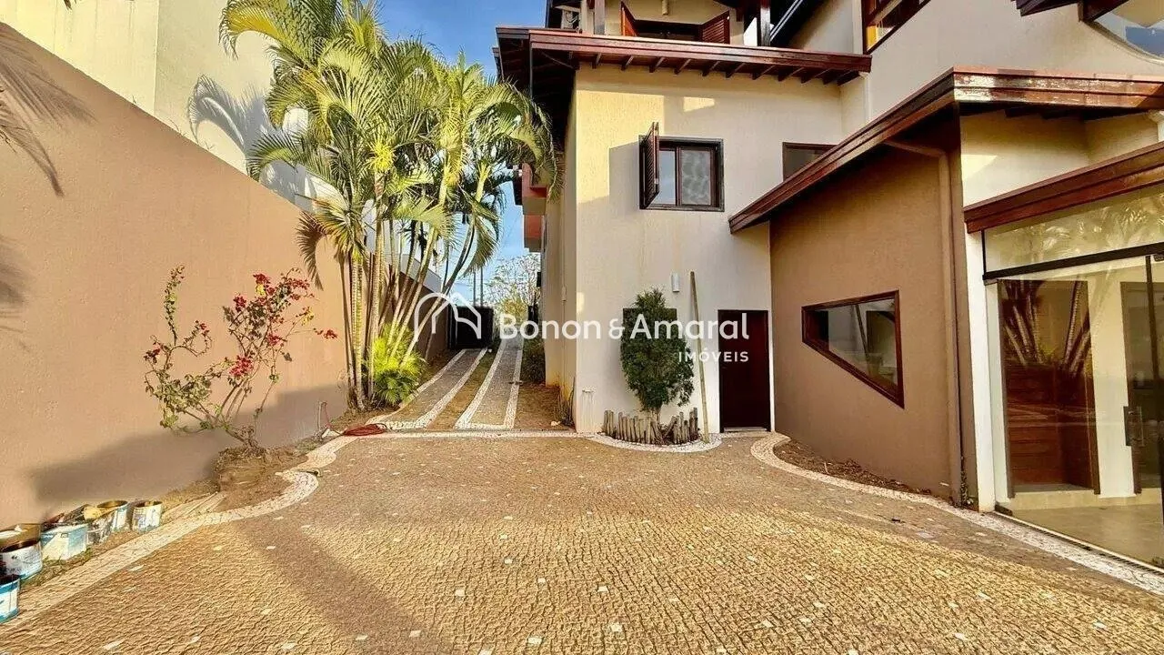 Imagem Casa com 4 Suítes à VENDA no Condomínio Moinho de Vento - Valinhos SP